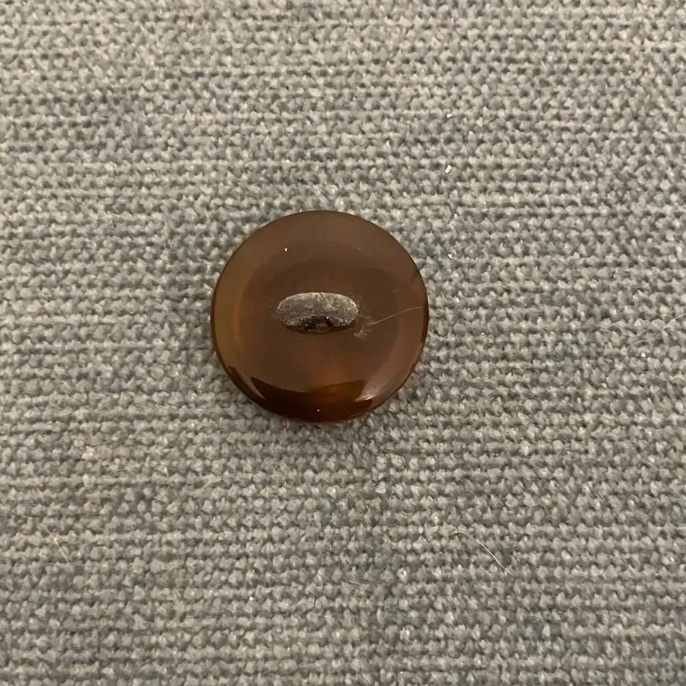 Medium Button